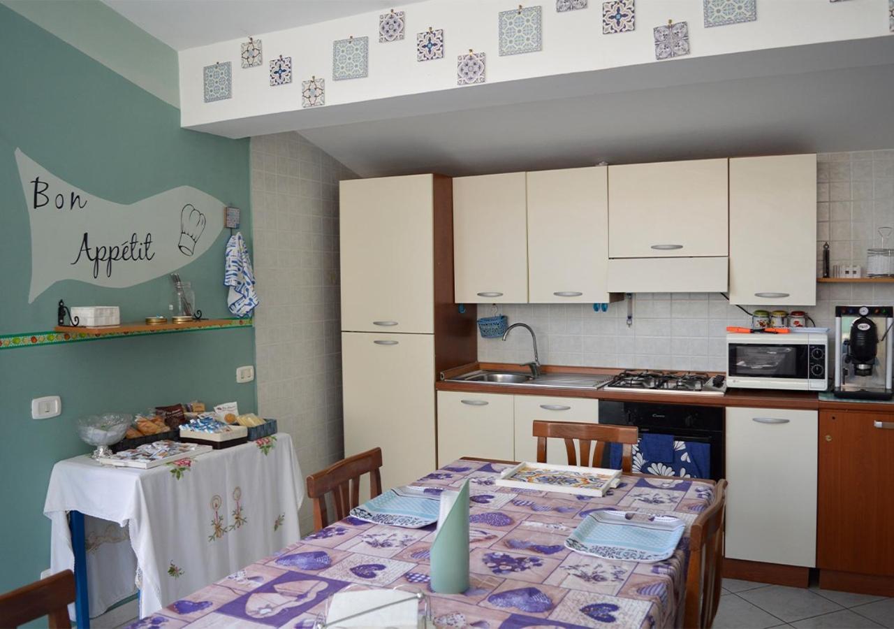 B&B Aquino In Terrazza מראה חיצוני תמונה