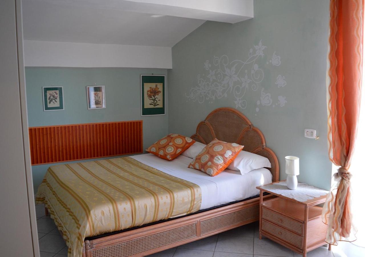 B&B Aquino In Terrazza מראה חיצוני תמונה