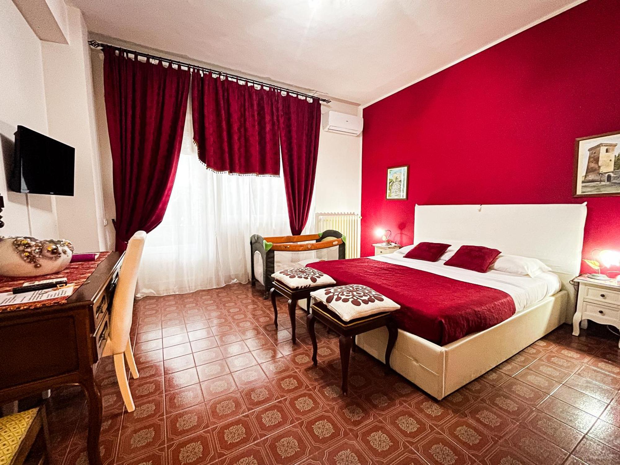 B&B Aquino In Terrazza מראה חיצוני תמונה
