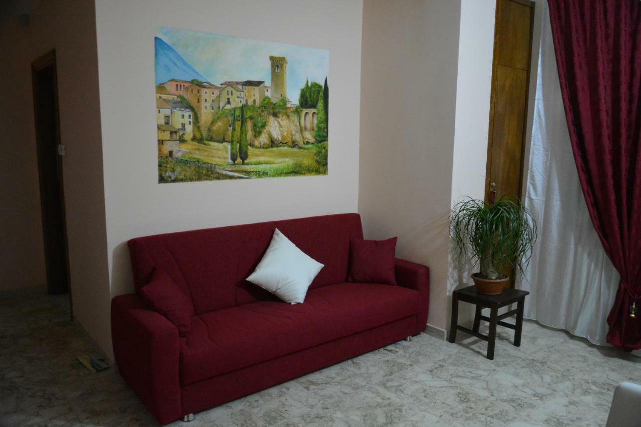 B&B Aquino In Terrazza מראה חיצוני תמונה